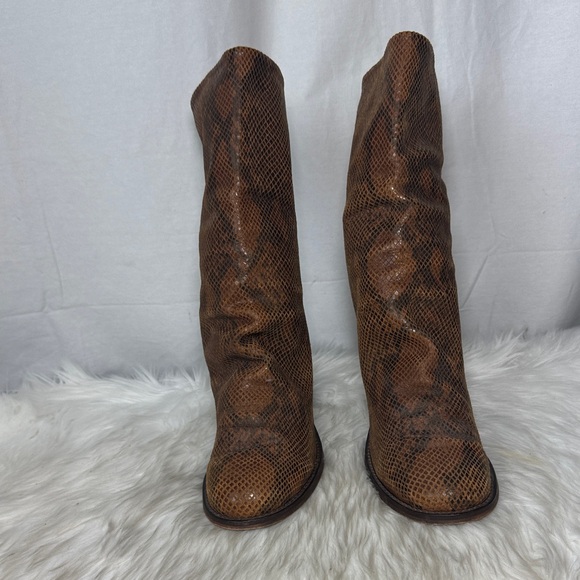 'Free People Elle Brown/Black Snakeskin Leather Women's Boots Sz 41/US 10 - Picture 3 of 7
